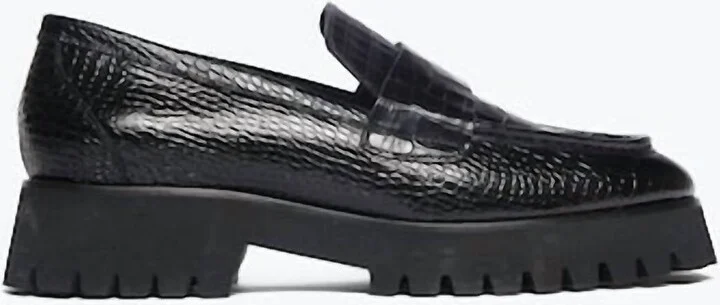 Women's Hana Croc Embossed Loafers In Black