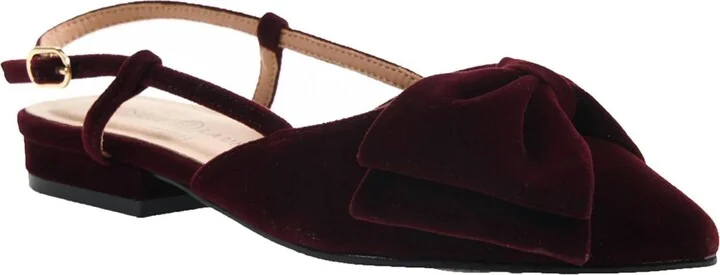 Women's Harmony Velvet Ankle Strap Flat In Burgundy