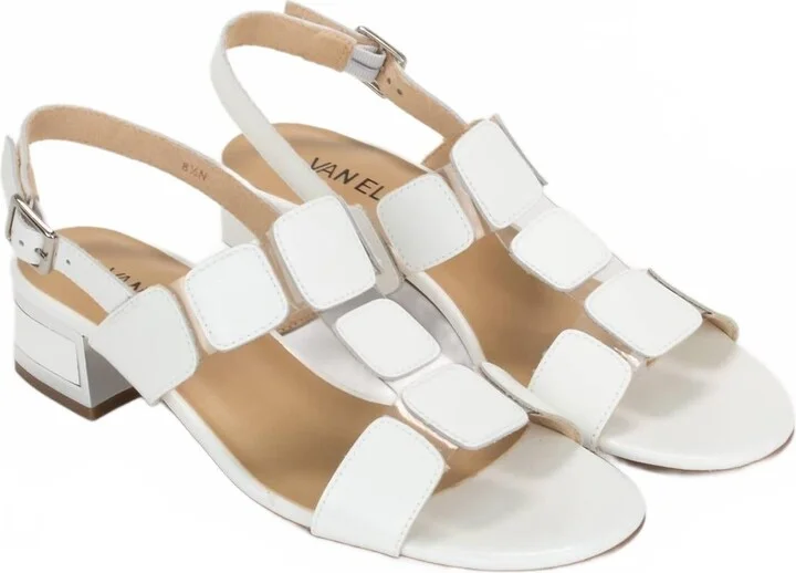 Women's Hatty T Strap Sandal In White Naplak