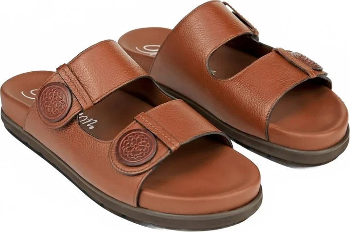 Women's Hayes Flat Sandals In Bourbon