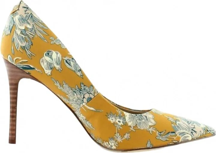 Women's Hazel Pointed Toe Pumps In Washed Marigold