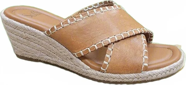 Women's Indie Sandals In Luggage