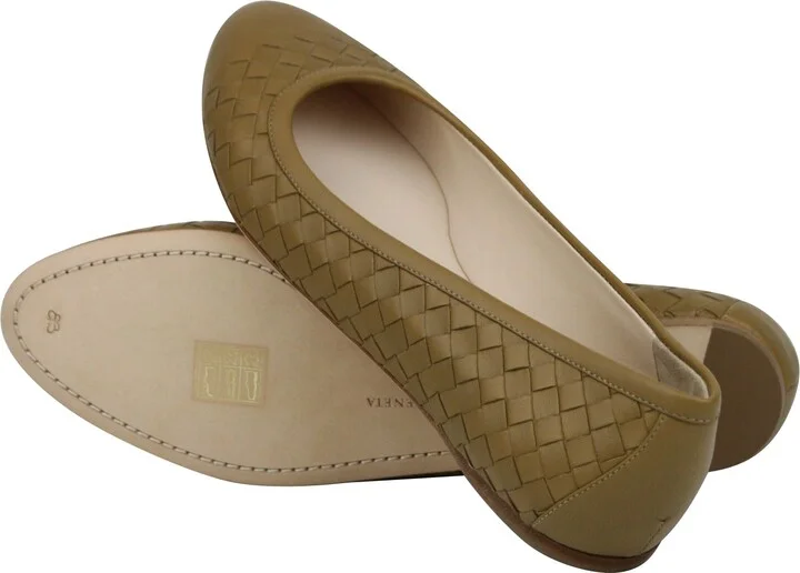 Women's Intrecciato Brown Leather Flat Slippers (39 EU / 9 US) - Image 8