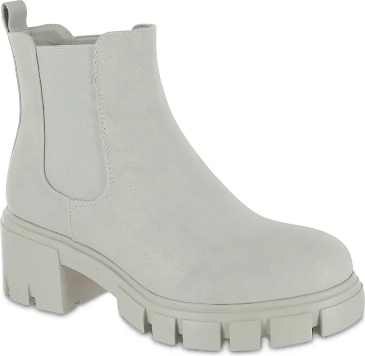 Women's Ivy Boot In Off White