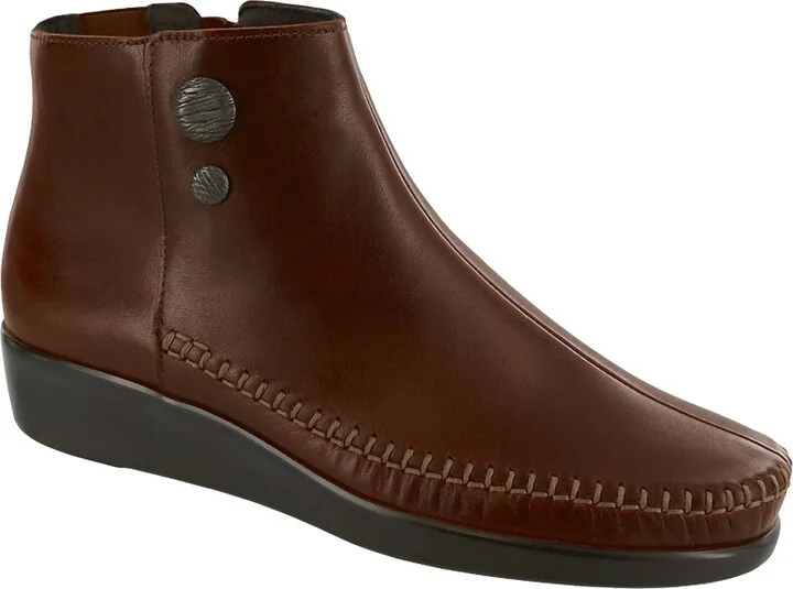 Women's Jade Ankle Boot In Walnut