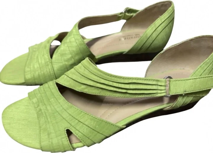 Women's Jane Sandals In Green