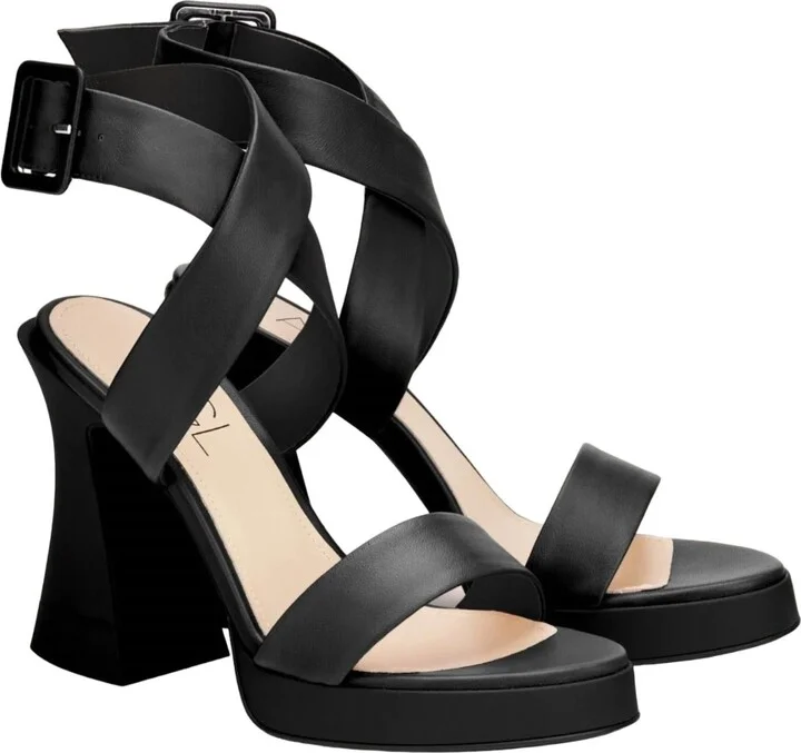 Women's Janis Sandal In Black