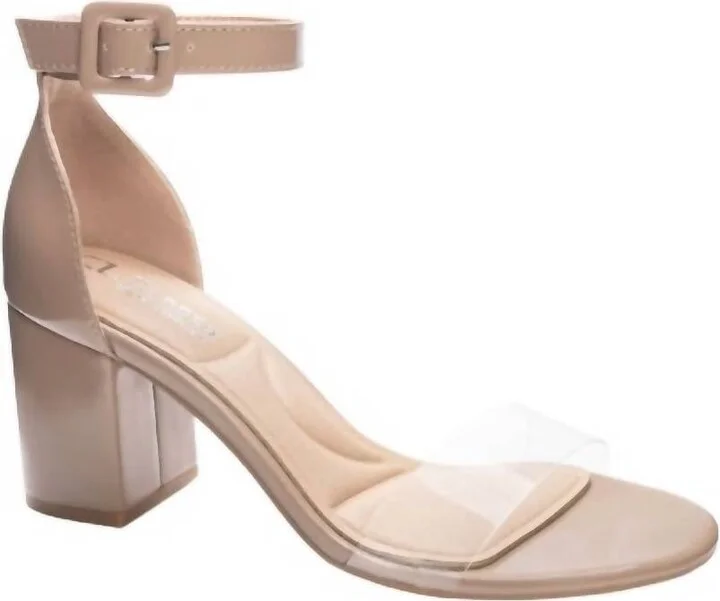 Women's Jazz Sandals In Clear/ Nude