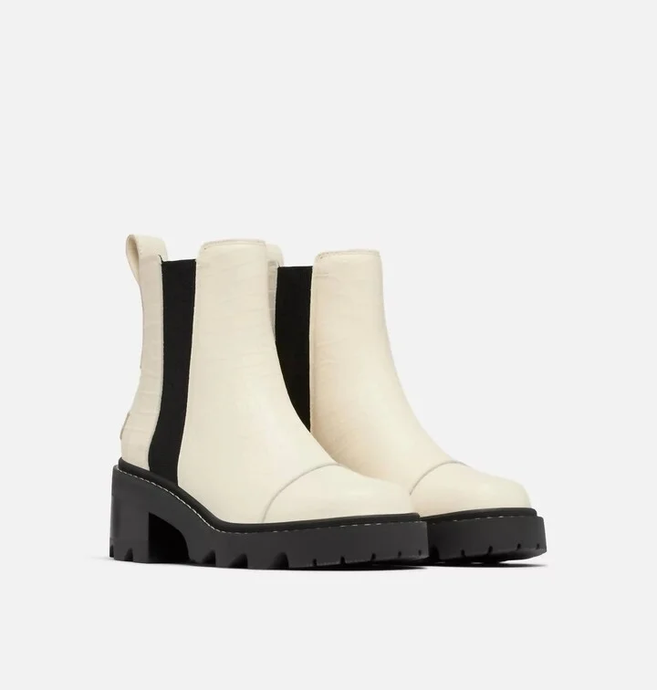 Women's Joan Now Chelsea Boots In Chalk/black