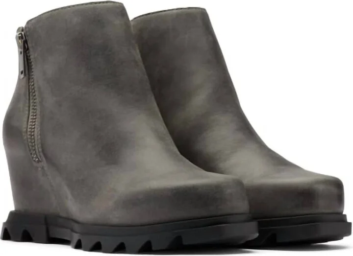 Women's Joan Of Arctic Iii Boots In Quarry / Black