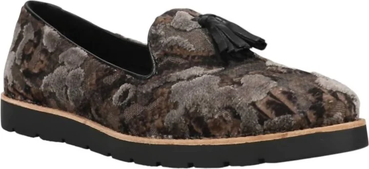 Women's Joona Slip On Flat Shoes In Military Paige Velvet