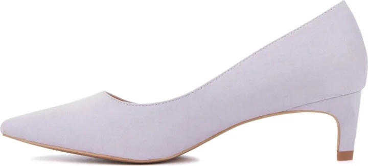 Women's Kaelyn Kitten Heel Pump - Image 6