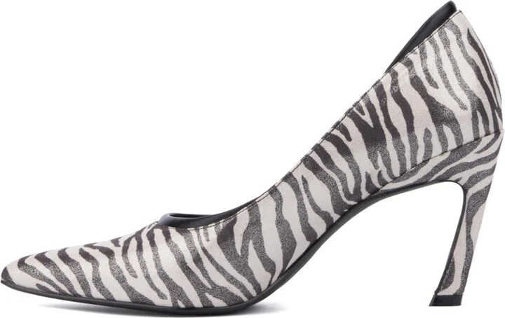Women's Kailynn- Pointy Textured Pump Heels - Image 10