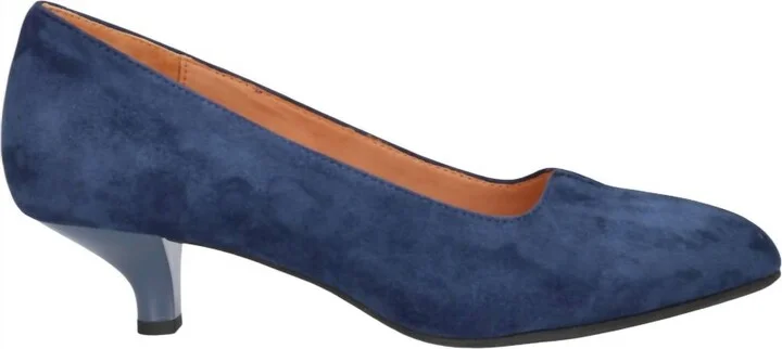 Women's Kavan Heeled Pumps In Navy Suede
