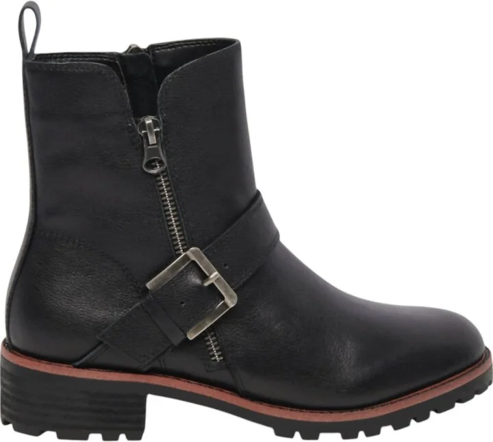 Women's Kiana Boots In Black