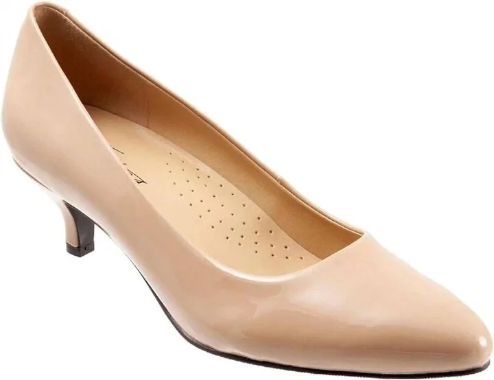 Women's Kiera Faux Leather Kitten Heels In Nude Patent