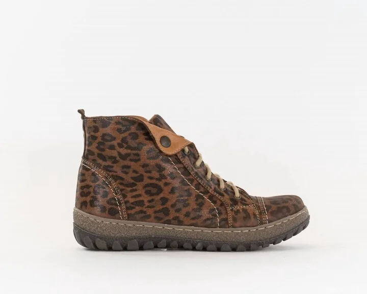 Women's Kiki Boot In Panther