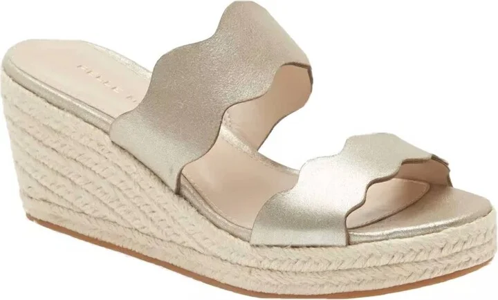 Women's Krew Wedge Sandals In Platinum Gold Metallic Suede