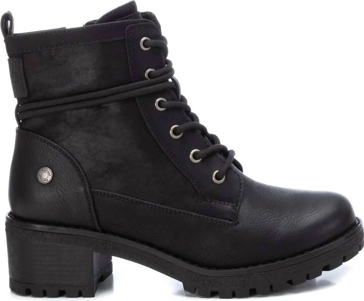 Women's Lace-Up Booties In Black