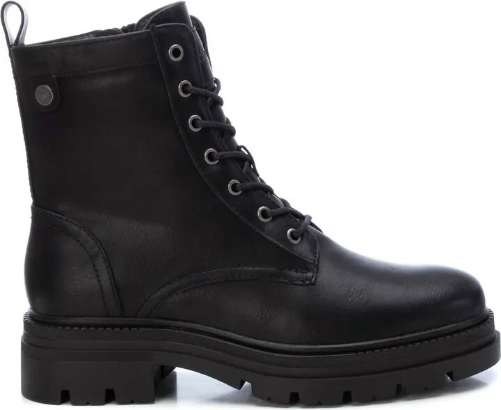 Women's Lace-Up Booties In Black