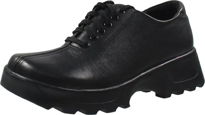 Womens Lace-Up Leather Oxfords