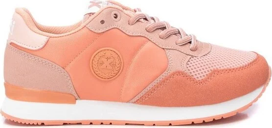 light/pastel orange