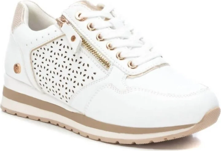 Women's Lace-Up Sneakers In White