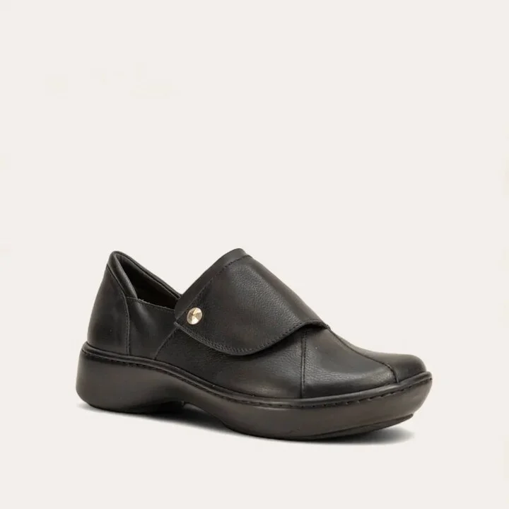 Women's Lagoon Velcro Shoes In Soft Black/jet Black
