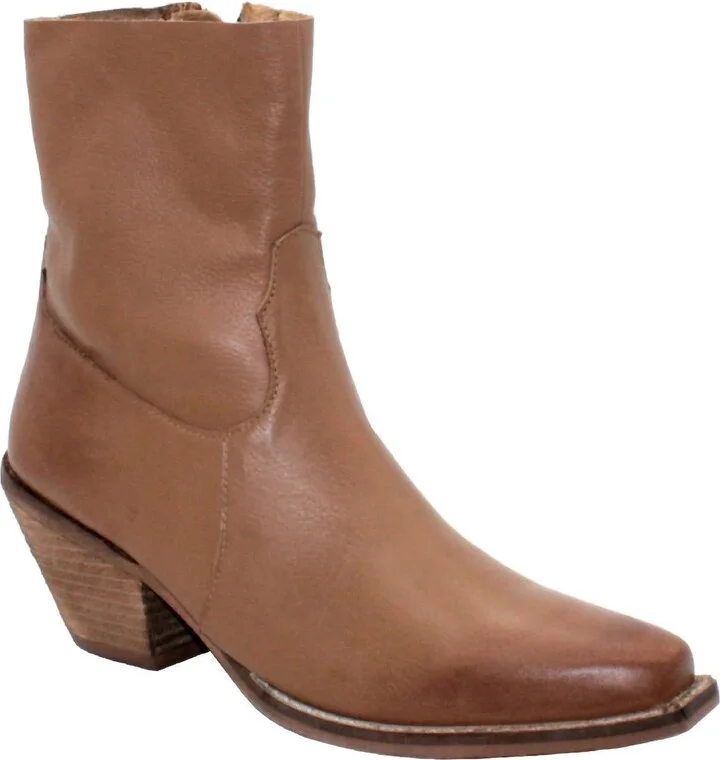 Women's Lariat Unlined Leather Bootie In Tan