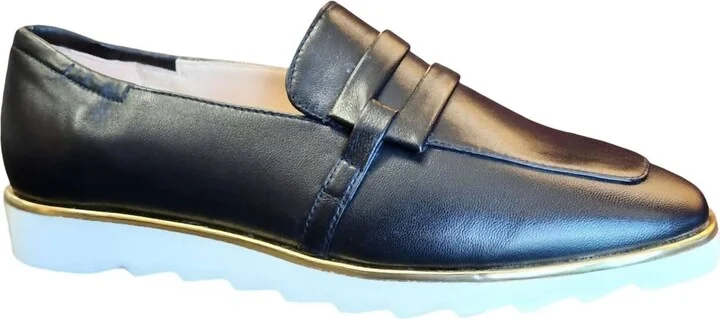 Women's Laura Loafers In Black Leather