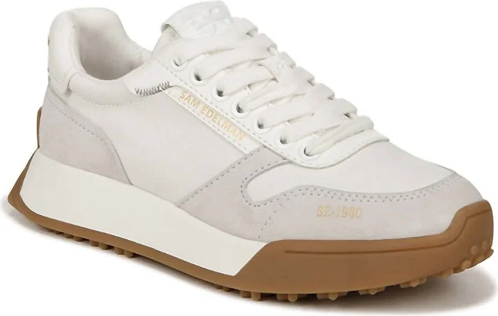 Women's Layla Sneaker In White