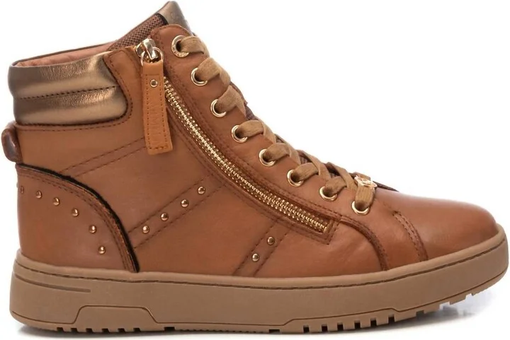 Women's Leather Ankle Booties In Camel