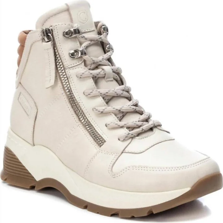 Women's Leather Booties In Ice