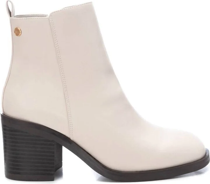 Women's Leather Booties In Ice