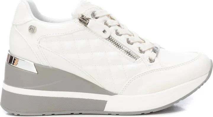 Women's Leather Quilted Sneakers In White