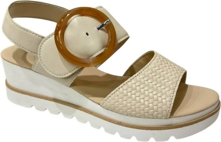 Women's Leather Sandals In Panna