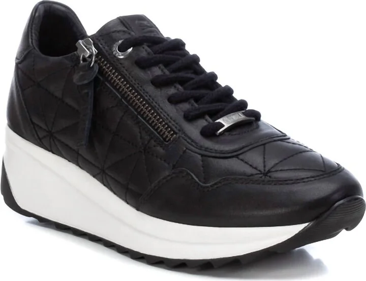 Women's Leather Sneakers In Black