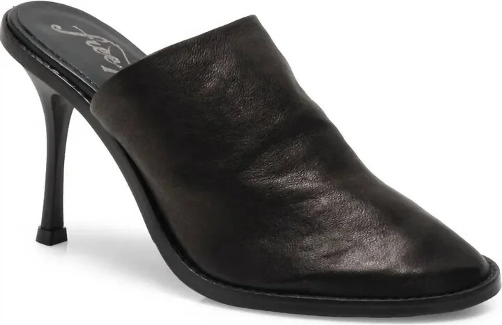 Women's Leila Heeled Mule In Black