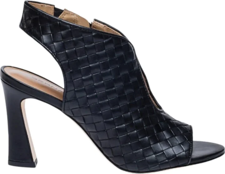Women's Leonora Sandals - Medium In Black Antique Calf