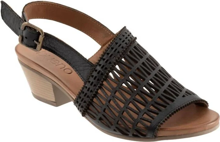 Women's Lila Sandal In Black