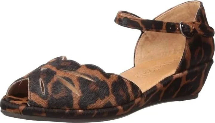Women's Lily Moon Wedge Sandal In Brown Multi
