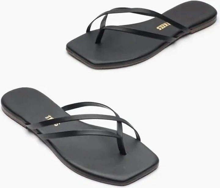 Women's Liri Square Toe Criss Cross Sandal In Black