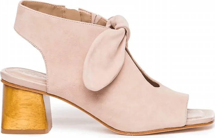 Women's Lizzie Bootie - Medium In Blush Kid Suede