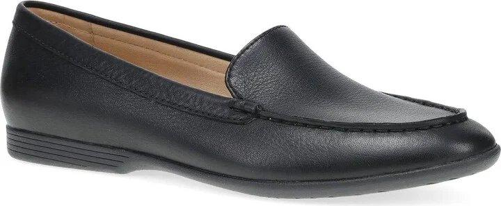 Women's Lorri Tumbled Loafer In Black