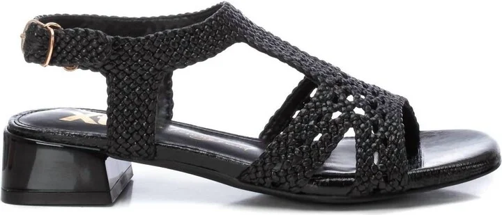 Women's Low Heel Sandals In Black