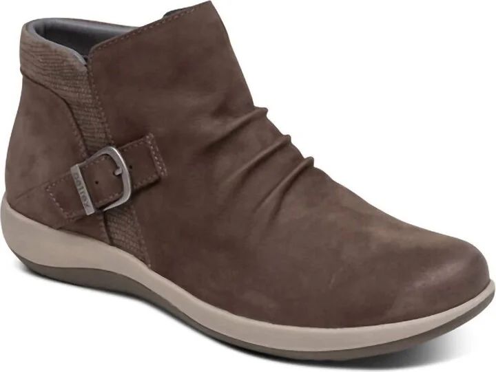 Women's Luna Boots In Charcoal
