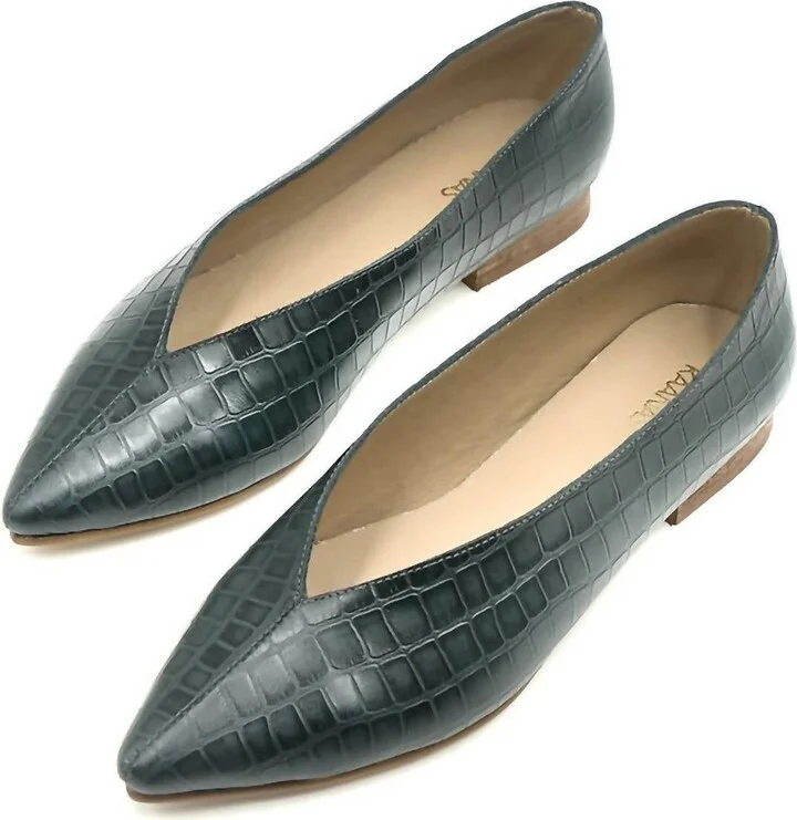Women's Lyon Pointy Croc Flat In Emerald