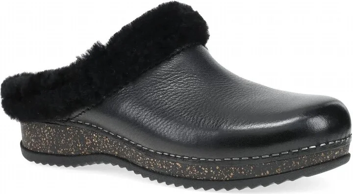 Women's Magda Casual Shoes In Black Waxy Milled