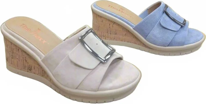Women's Mara Sandal In Cloud Suede
