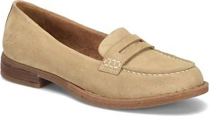 Women's Marlo Loafer - Medium In Natural Suede